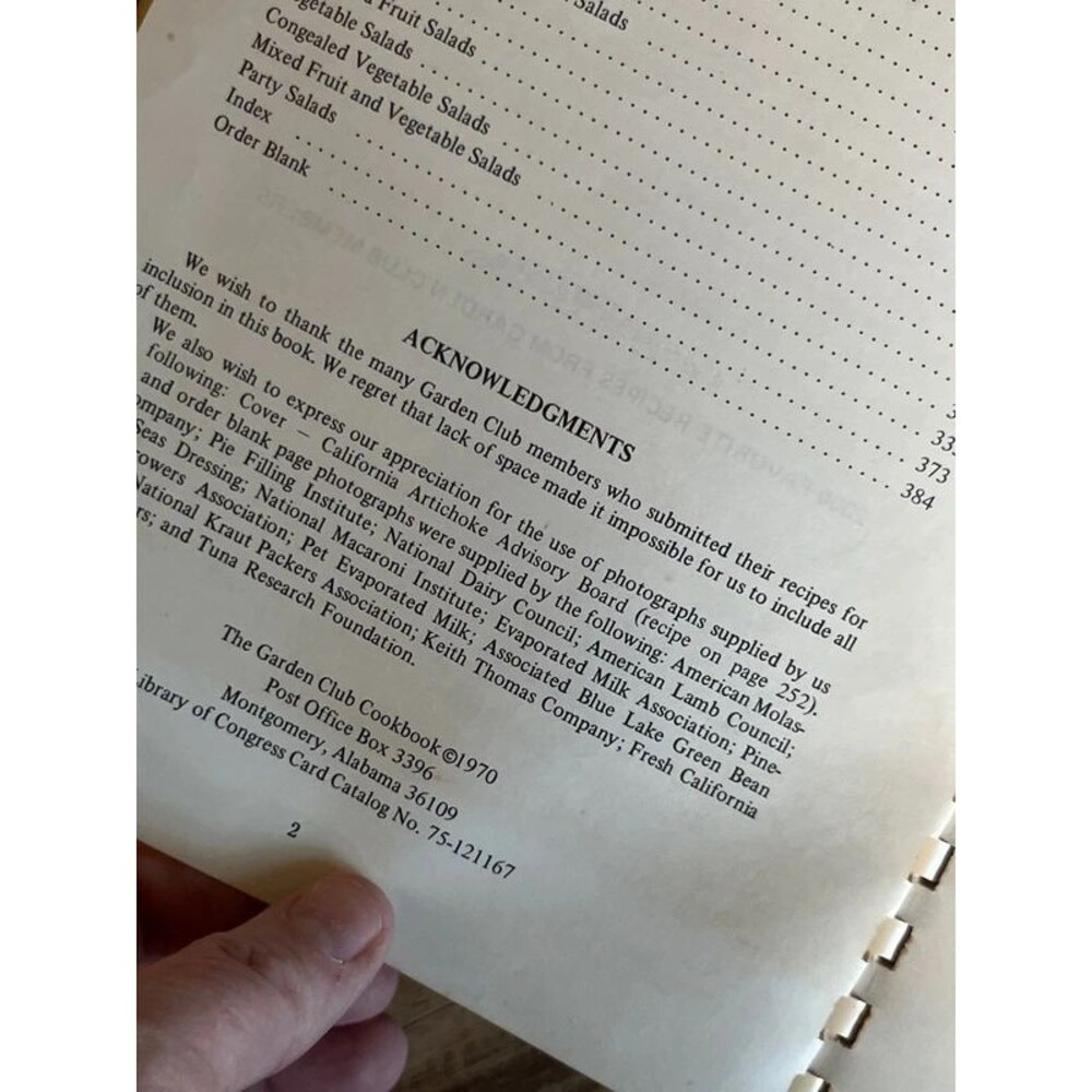 Vintage 1970 Garden Club Cookbook - Picture 4 of 7